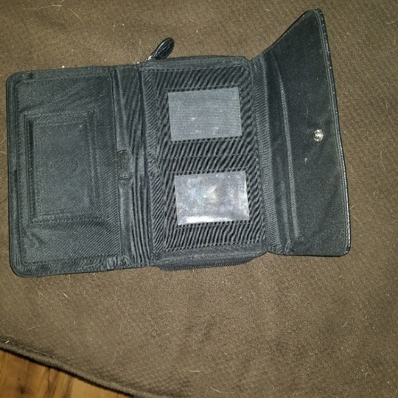 Wallet - Picture 2 of 4